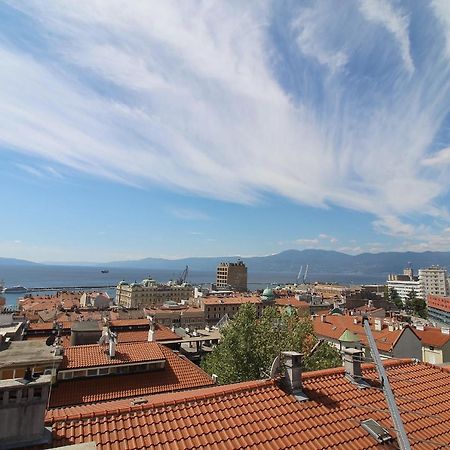 Penthouse Rijeka Centar Apartment Luaran gambar